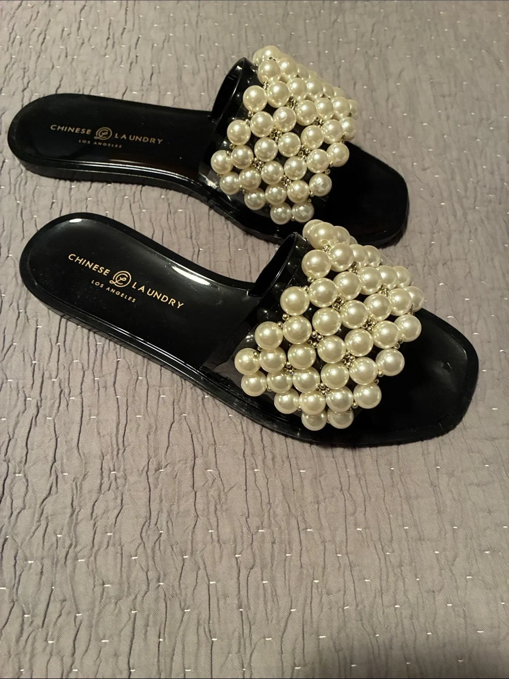 Chinese Laundry Black Slide Sandal with Pearl Embellishment. Size 7. Never worn